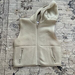 Aritzia Polartec Fleece Vest